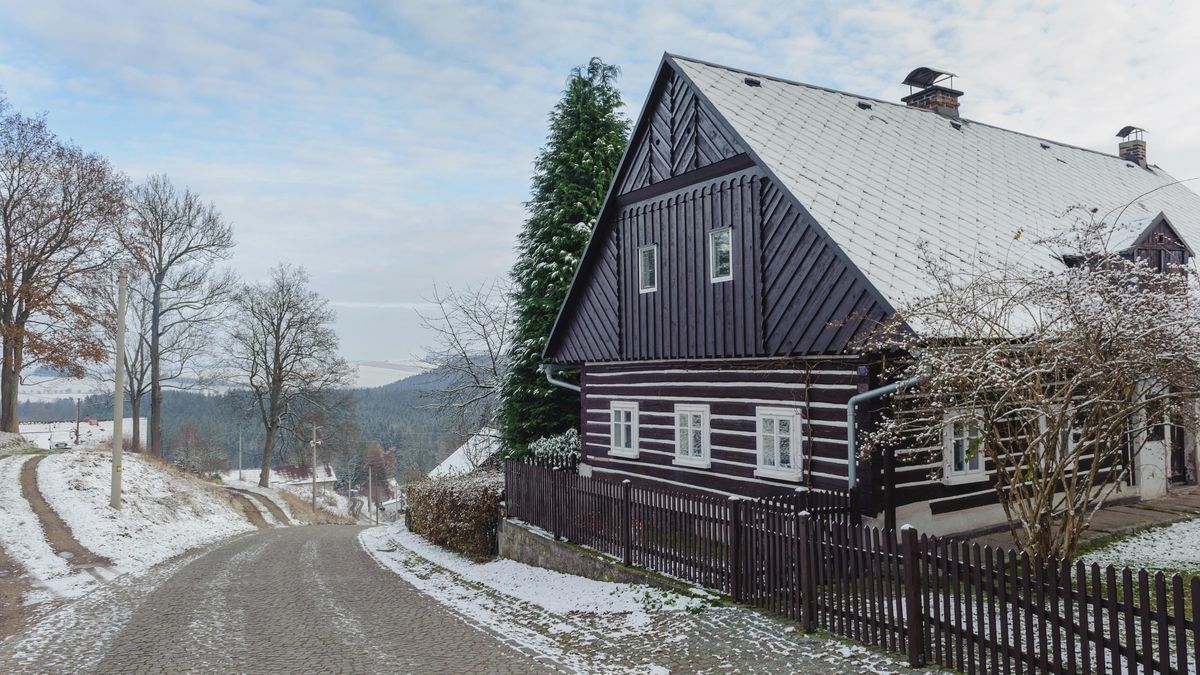 Růst nájmů a cen nemovitostí láká investory. Kupovat chtějí byty i chalupy